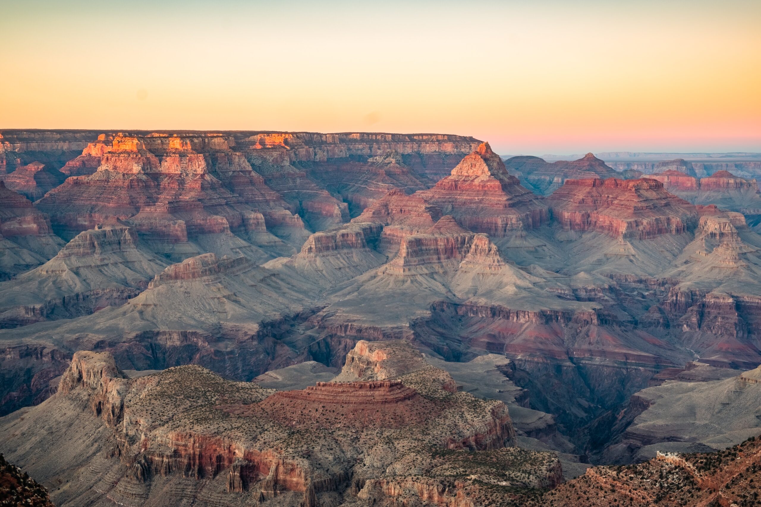 bird eye view of Grand Canyon during daytime